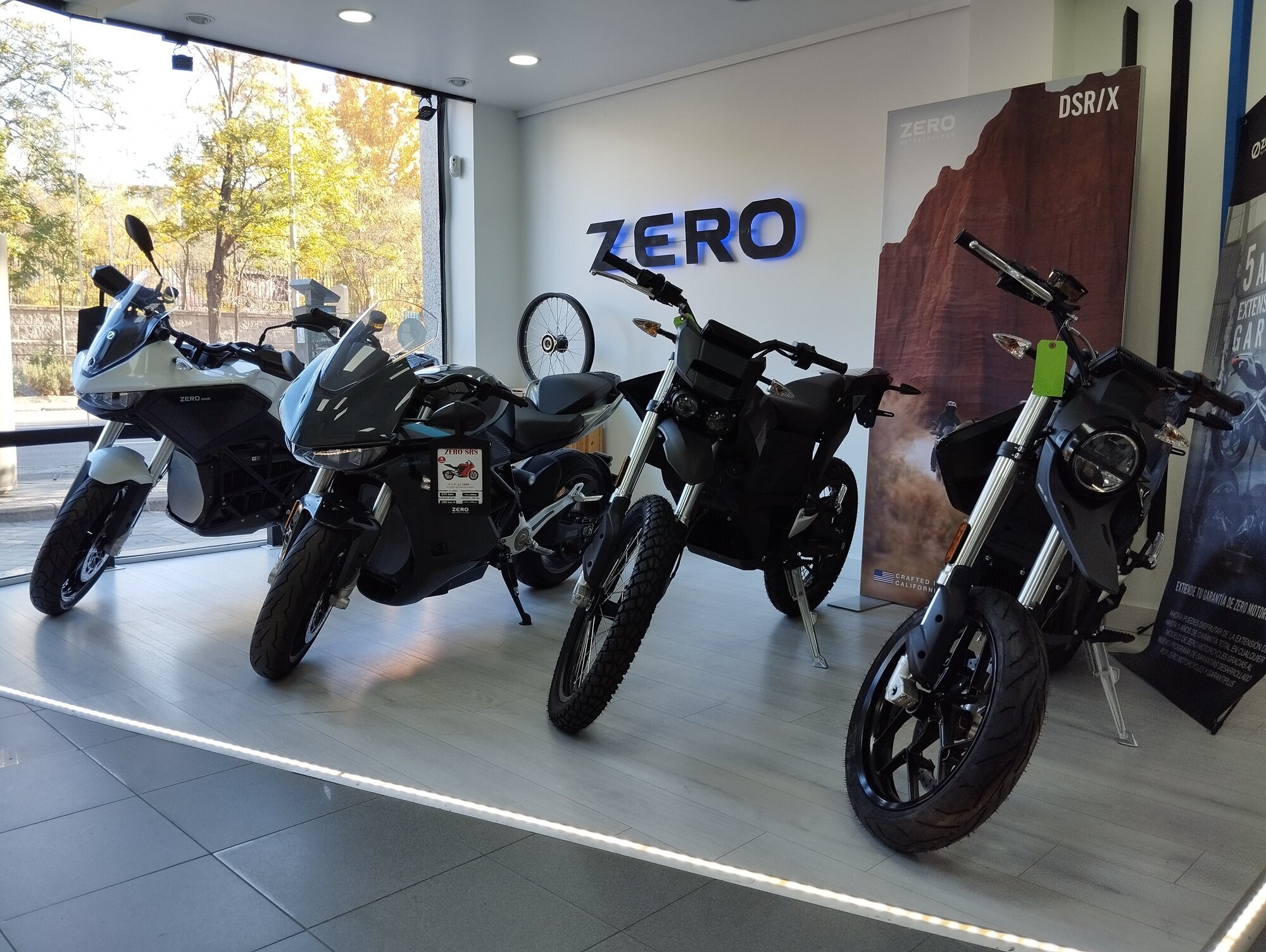 Images XR Motos Madrid Capital