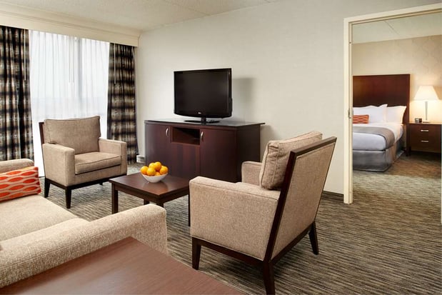 Images DoubleTree by Hilton Hotel Detroit - Dearborn