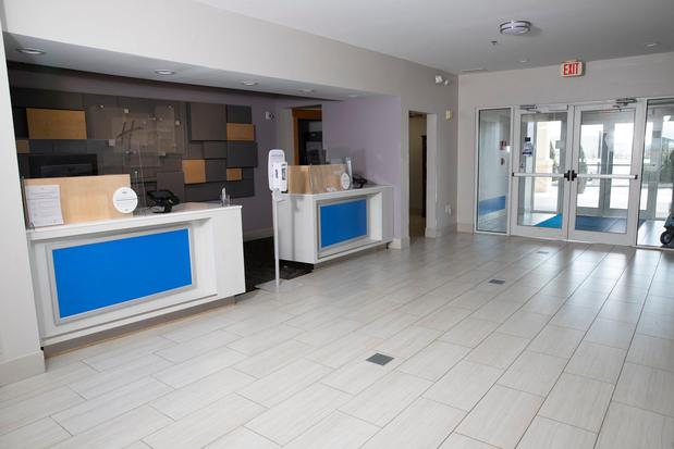 Images Holiday Inn Express Toledo West - Napoleon by IHG