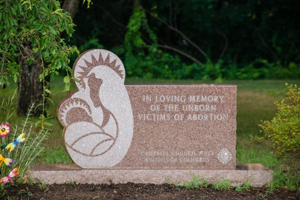 Images Saint James Cemetery