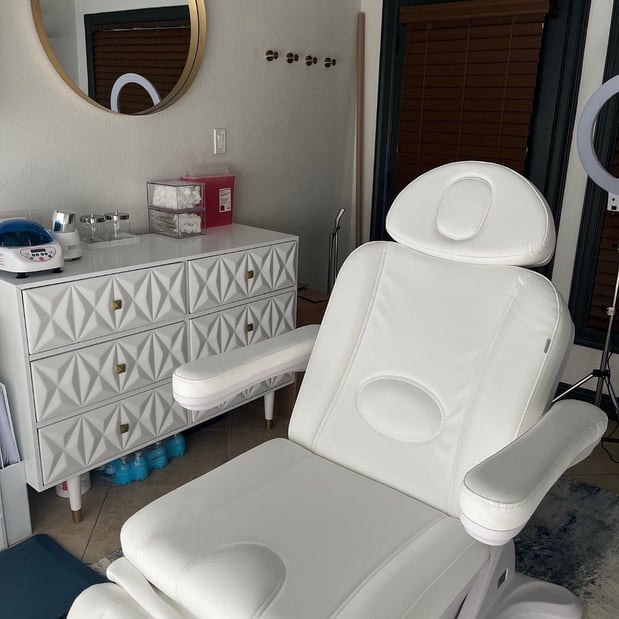 Images Frisco Beauty Nurse