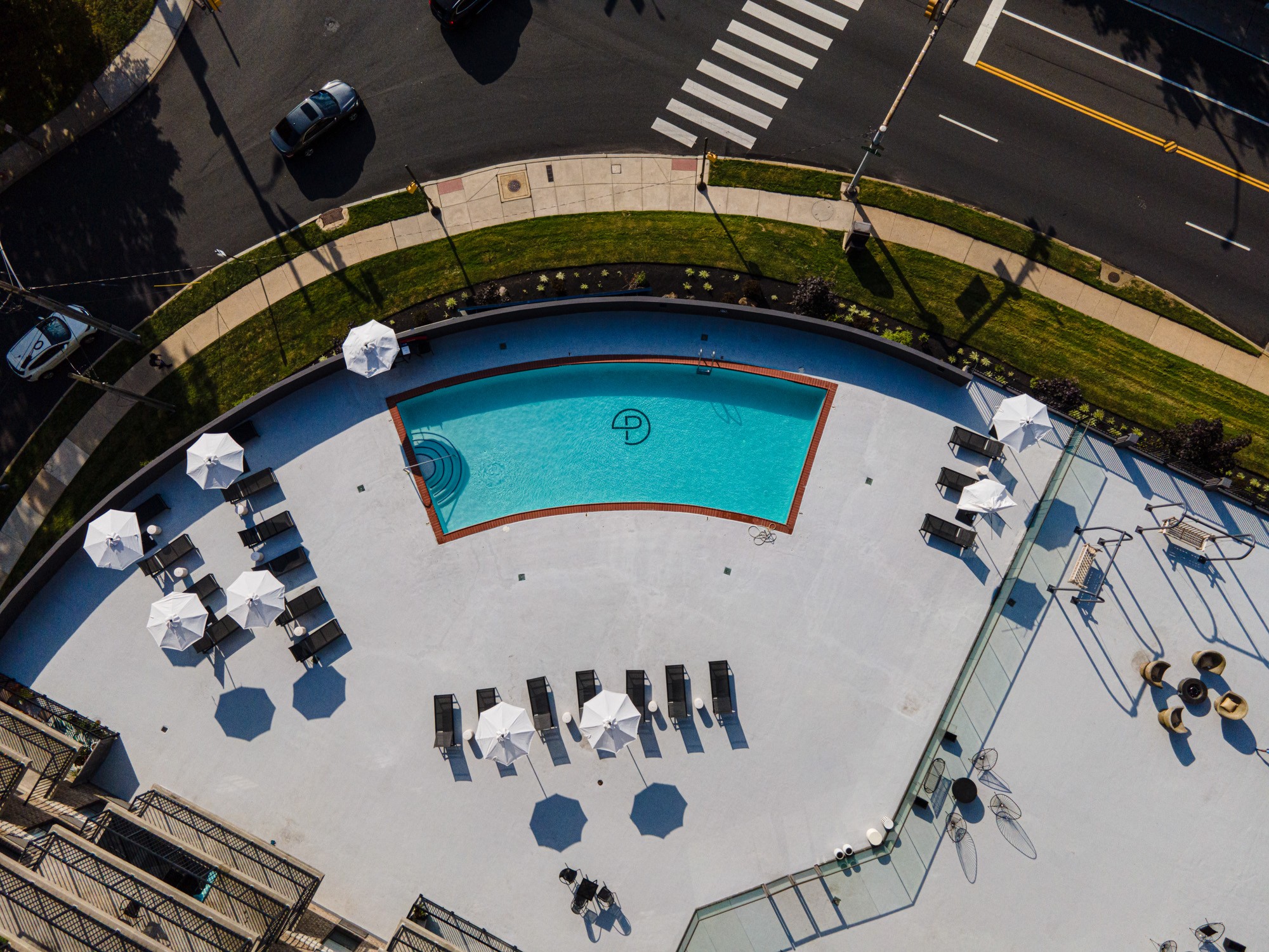 Pool and Lounge