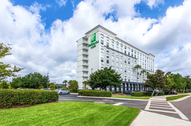 Images Holiday Inn & Suites Across From Universal Orlando by IHG