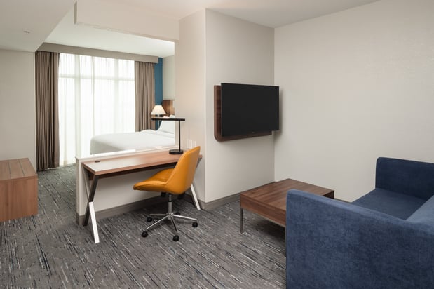 Images Holiday Inn Express Miami Airport-Blue Lagoon Area by IHG
