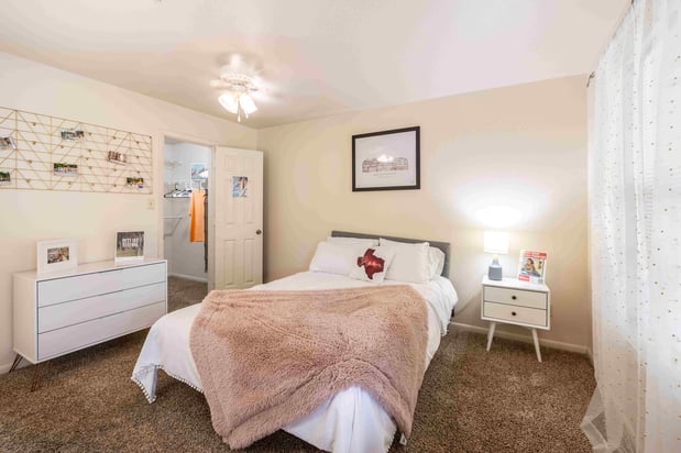 Images The Enclave