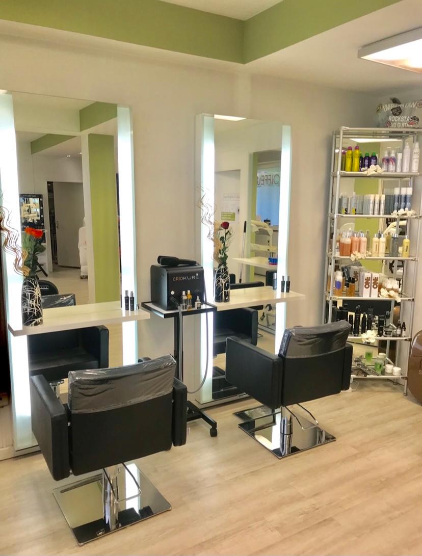 Coiffeur & Beauty Number One, Alpenblick 5 in Cham