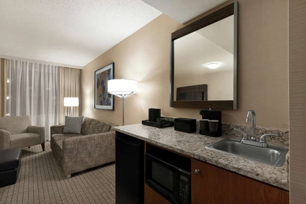 Images Embassy Suites by Hilton Cincinnati RiverCenter