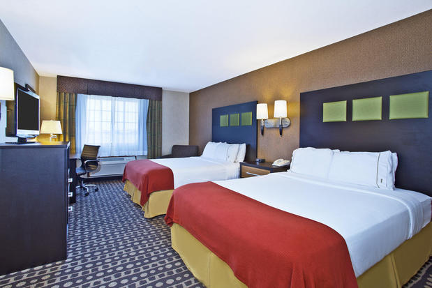 Images Holiday Inn Express & Suites Wabash, an IHG Hotel