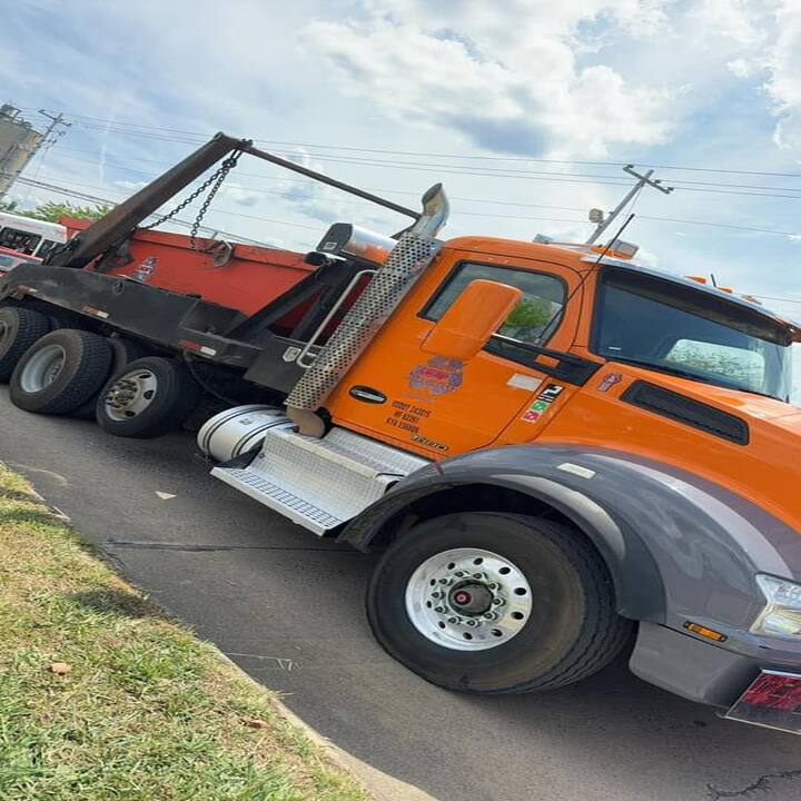 Images Thompson Metal Services  Inc.