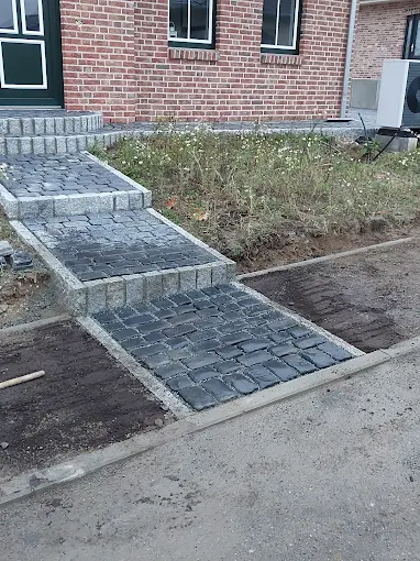 Strakerjahn Straßen- u. Tiefbau GmbH & Co. KG, Bundesstr. 5 30 in Stelle-Wittenwurth