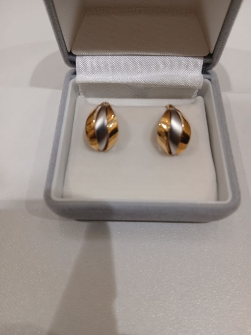 Images KOMEHYO（コメ兵）買取センターなんばスカイオ