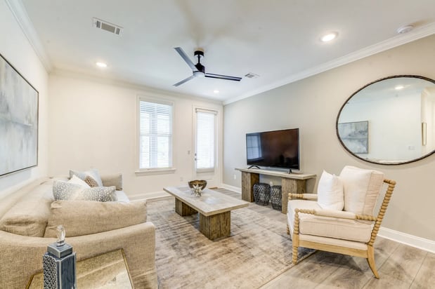 Images Residences at 393 North Apartments