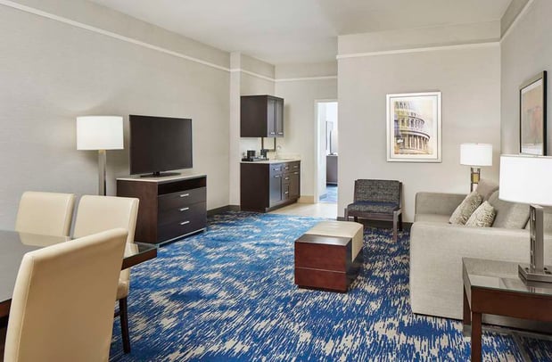 Images Embassy Suites by Hilton Alexandria Old Town