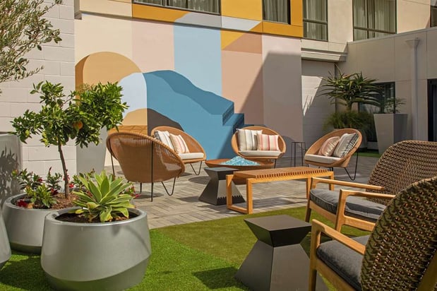 Images The Monsaraz San Diego, Tapestry Collection by Hilton