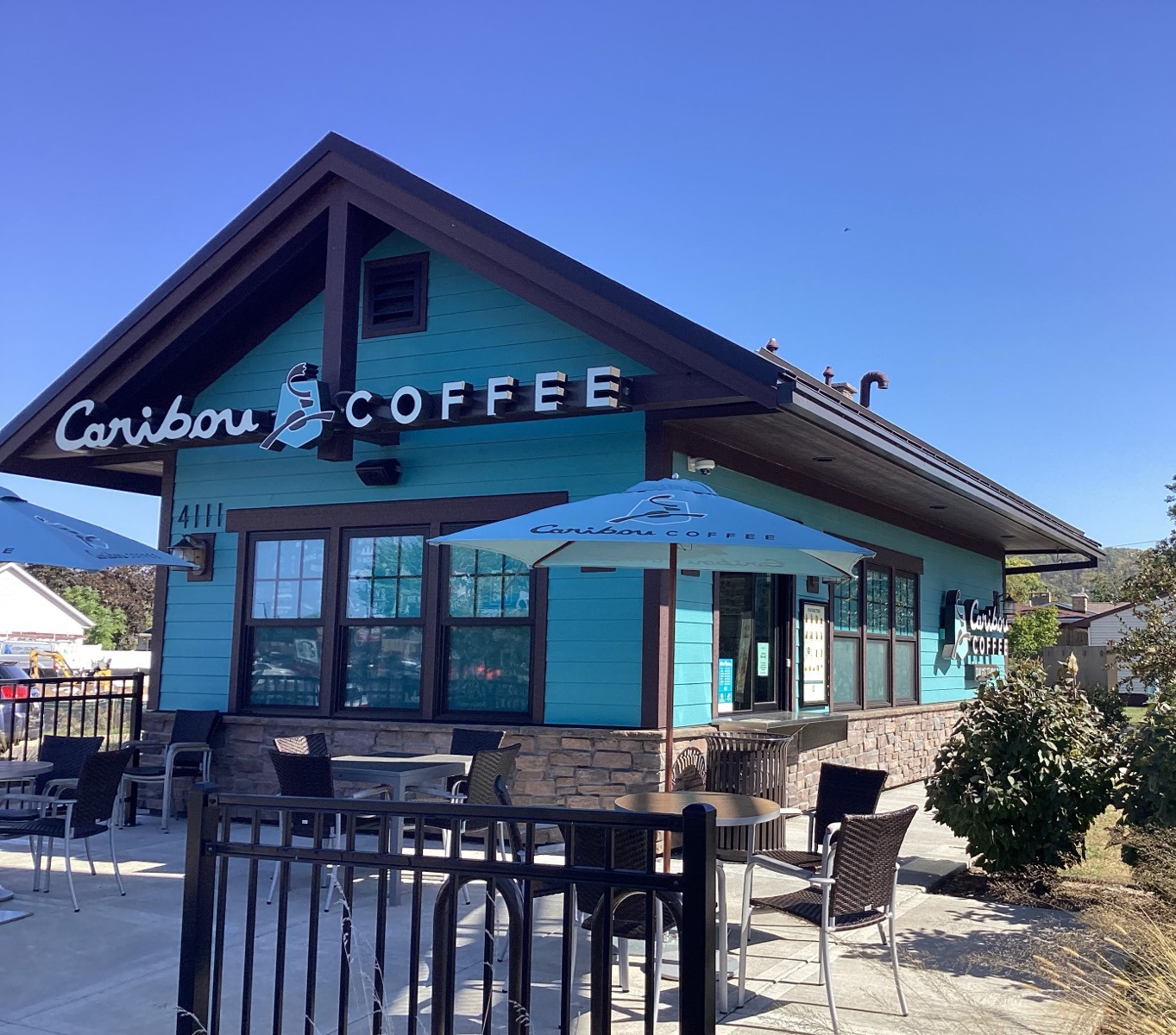 Storefront of the Caribou Coffee at 4107 Mormon Coulee Rd in La Crosse