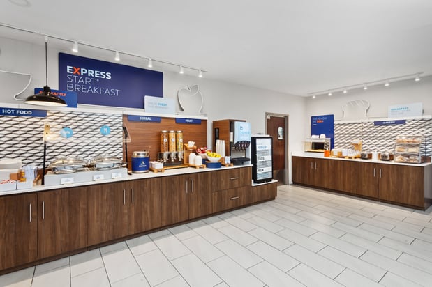 Images Holiday Inn Express Fremont by IHG
