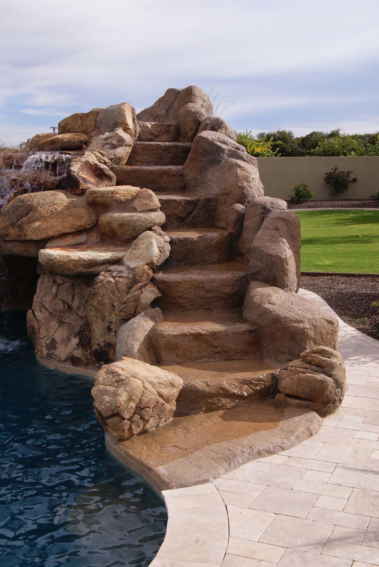 Images No Limit Pools & Spas
