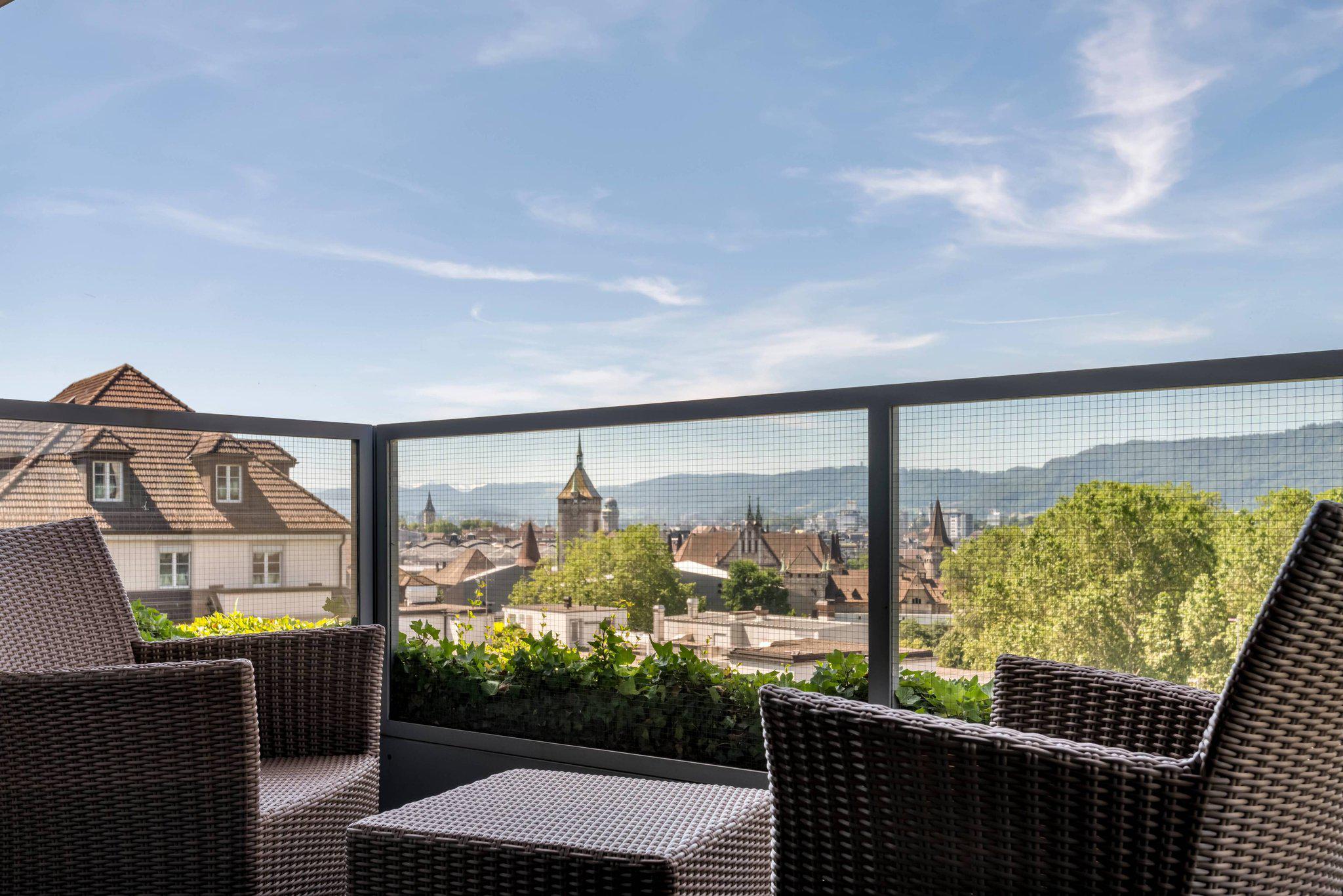 Zurich Marriott Hotel, Neumuehlequai 42 in Zurich