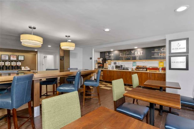 Images Hampton Inn Milford