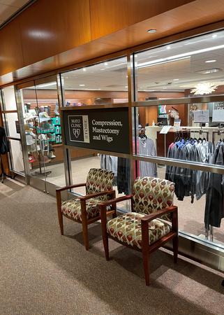 Images Mayo Clinic Store - Compression, Mastectomy and Wigs