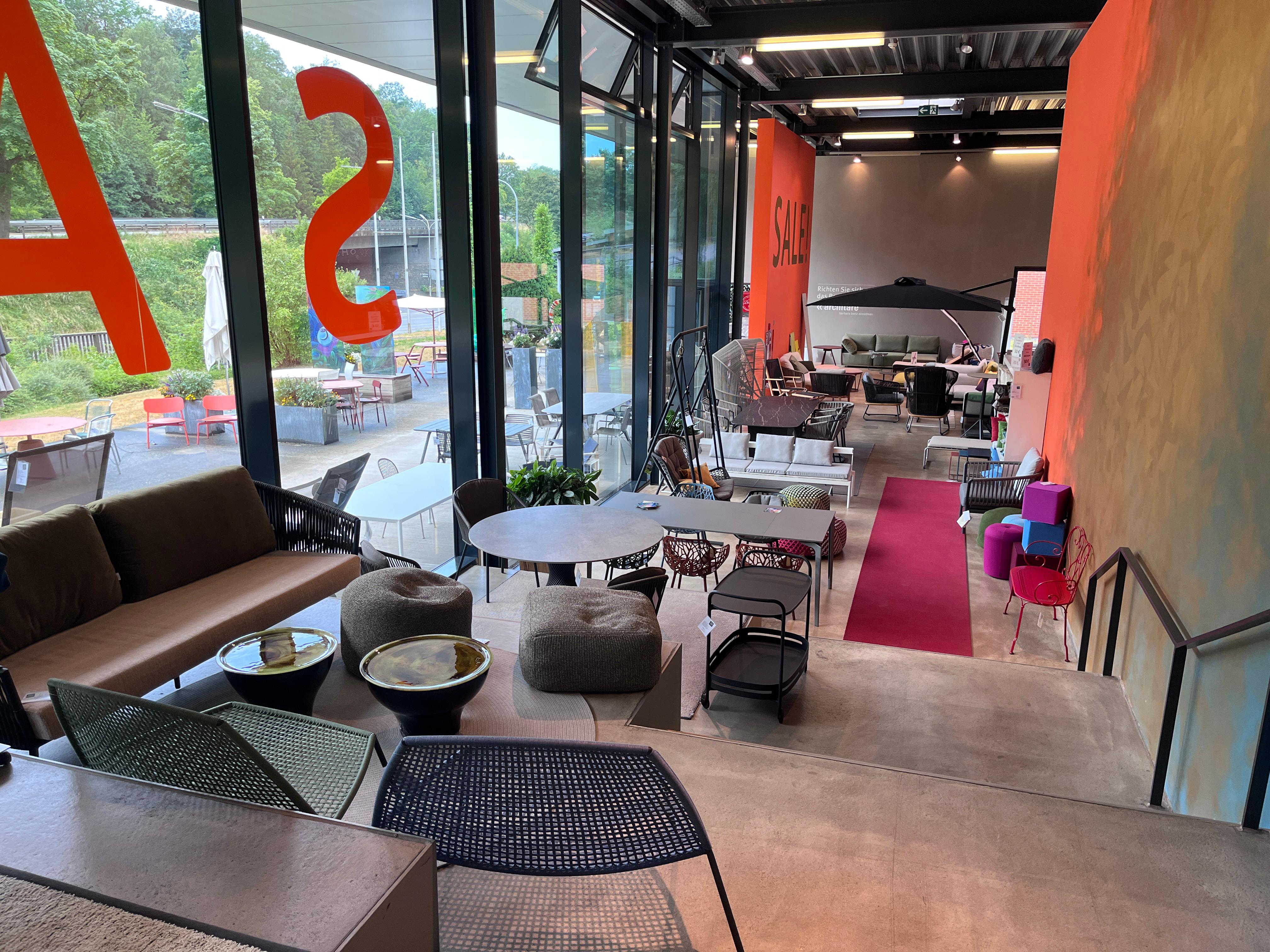 design möbel Sale! by architare, Weingartenstraße 60 in Nagold