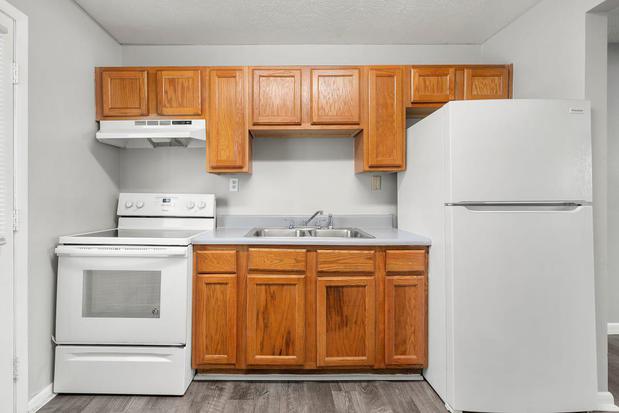 Images Balfour Forest Apartments