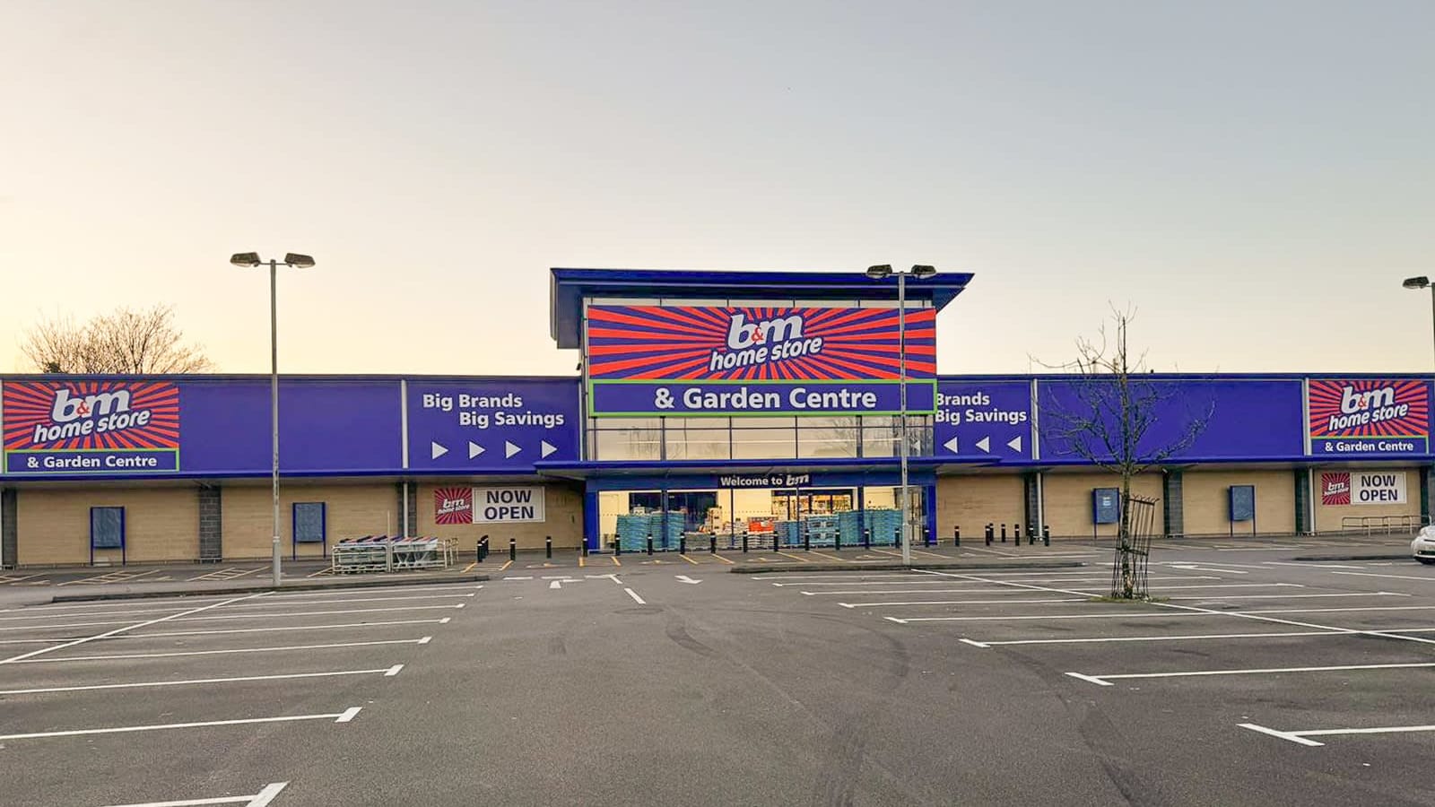 Images B&M Home Store with Garden Centre