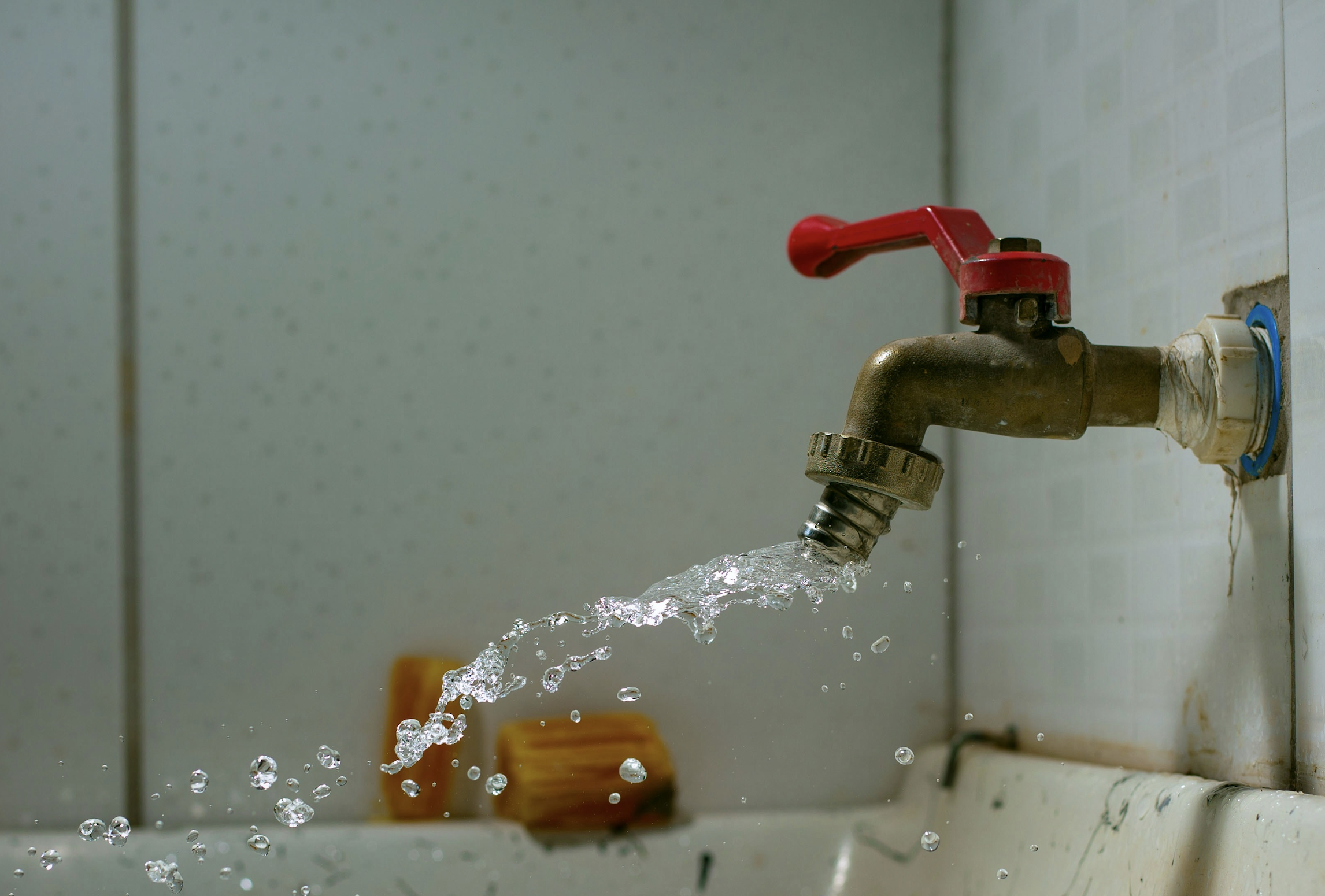 Plumbing issues rarely fix themselves, and small delays can lead to bigger damage. A licensed plumber can spot warning signs early and prevent costly repairs. Homeowners in Mount Carmel, Union Twp, and Anderson Twp often wait too long before calling. G & R Plumbing focuses on clear diagnostics and practical solutions. Call today to get help.