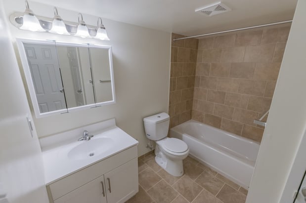 Images Caln East Apartments