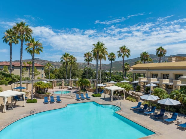 Images Camden Old Creek Apartments