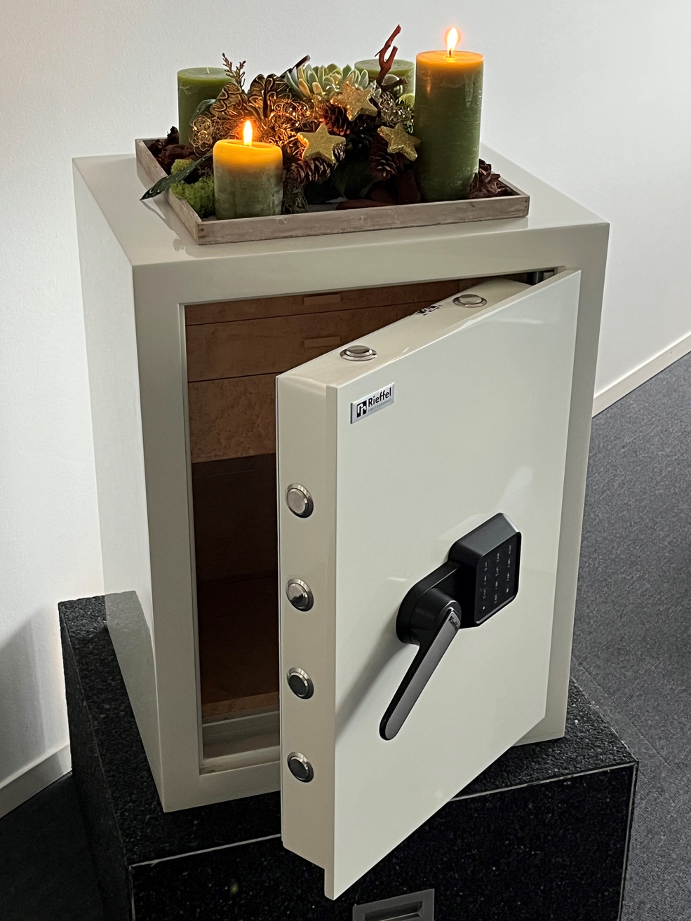 Bilder Securama AG