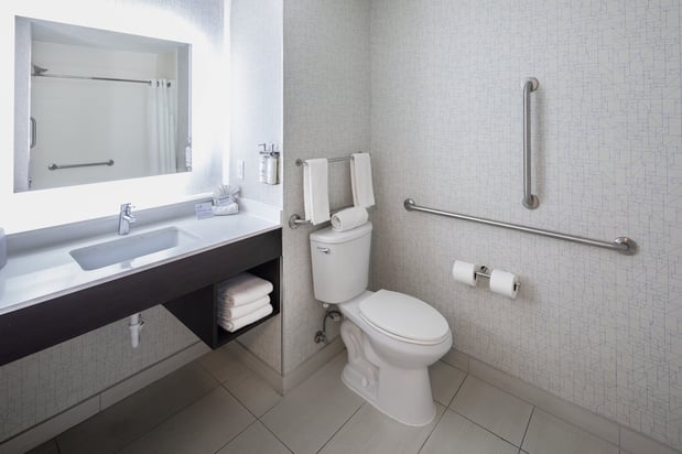 Images Holiday Inn Express & Suites Chicago West - St Charles by IHG
