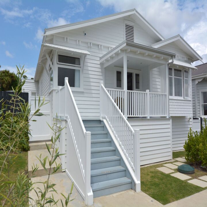 Images Brisbane Decking and Carpentry Pty Ltd