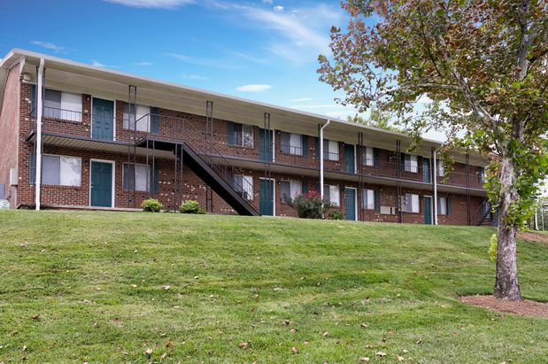 Images Duke Manor Apartments