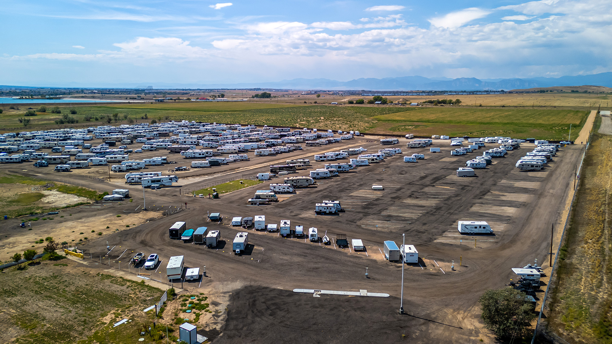 RV parking close to the I-70 Mountain Corridor