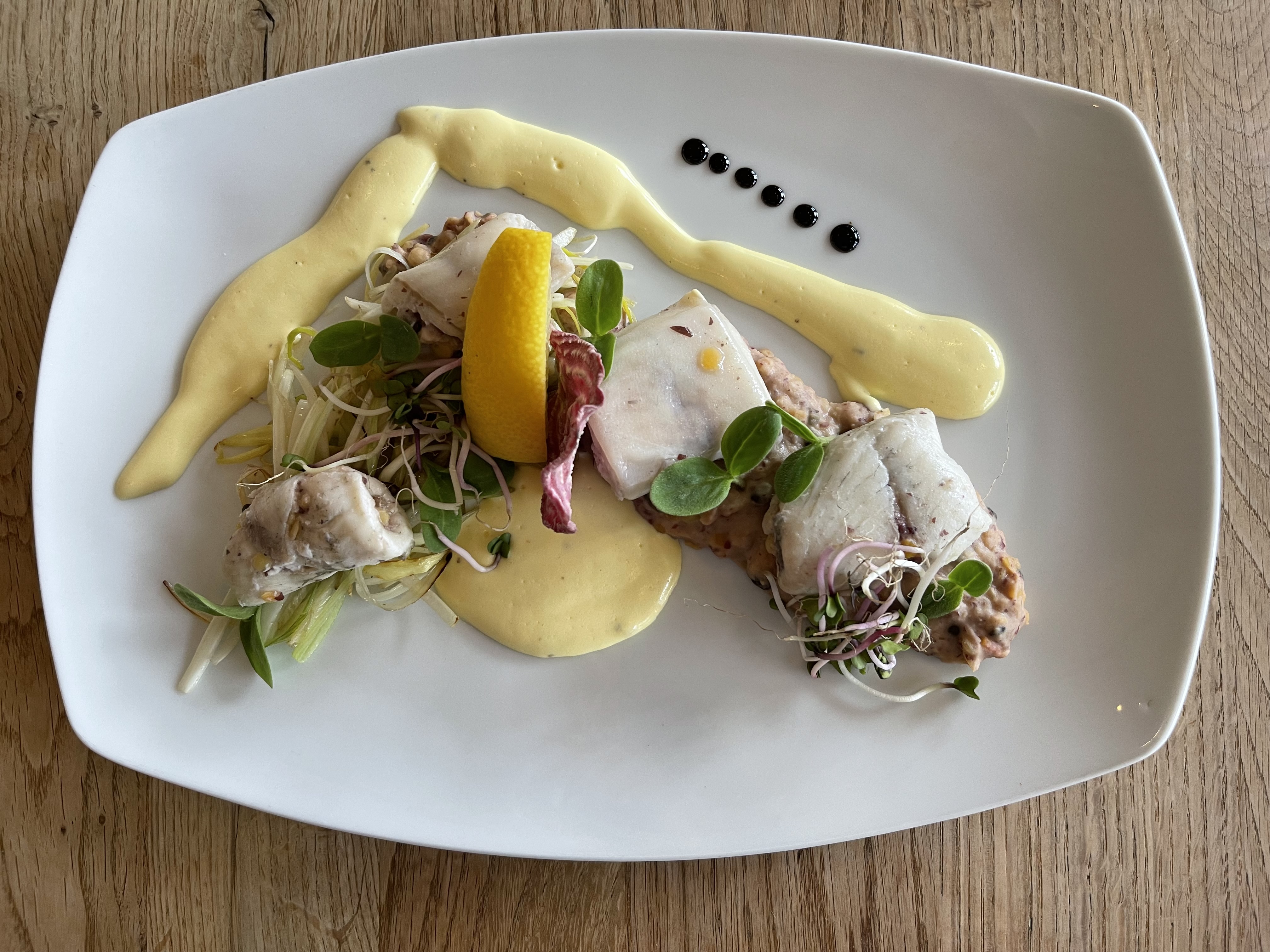 Gedünstete Steinbutt Filet Röllchen