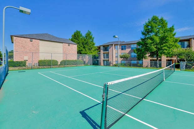 Images Creekside at Pear Ridge Apartment Homes