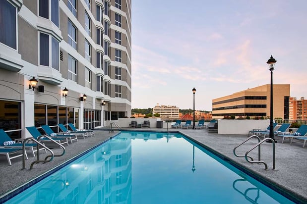 Images Hilton Kansas City Country Club Plaza