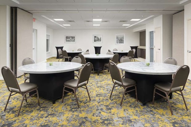 Images Hilton Garden Inn Chattanooga Downtown