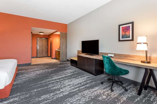 Images Hilton Garden Inn Hays