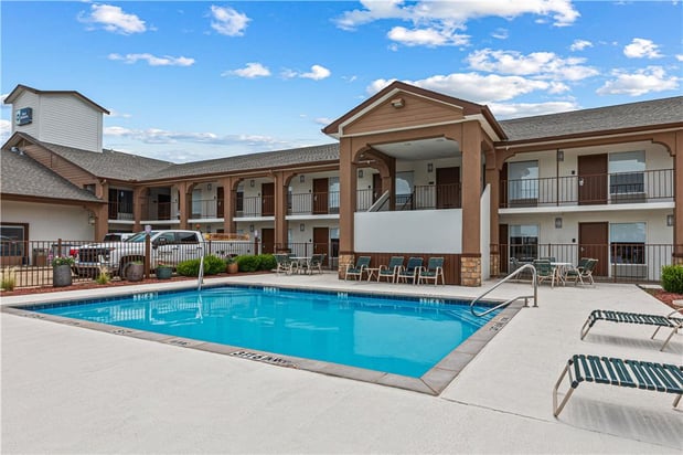 Images Best Western Canton Inn