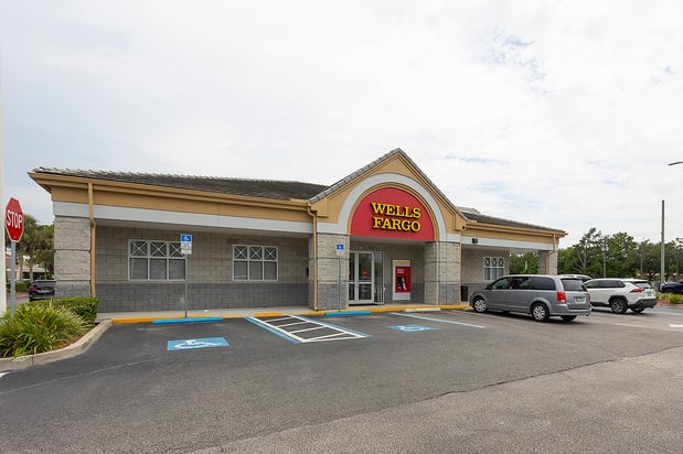 Images Wells Fargo Bank