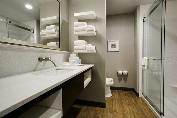 Images Hampton Inn & Suites Dallas/Ft. Worth Airport South