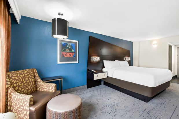 Images Holiday Inn Express Atlanta Galleria-Ballpark Area by IHG
