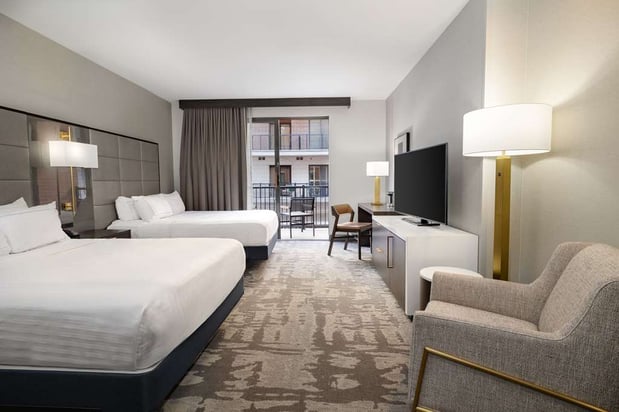 Images Hilton Promenade at Branson Landing