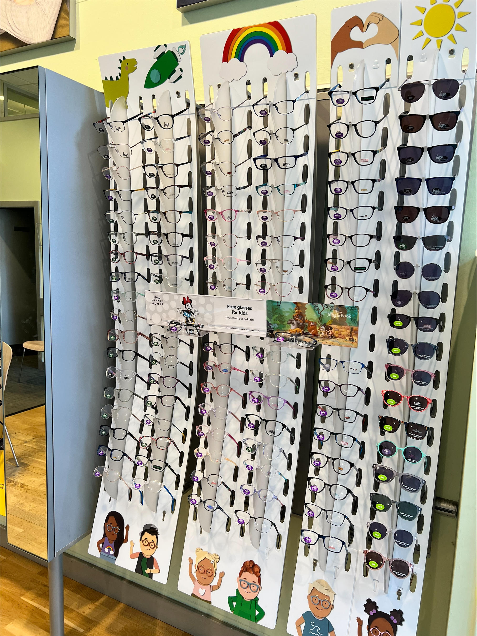 Images Specsavers Opticians and Audiologists - Byres Road