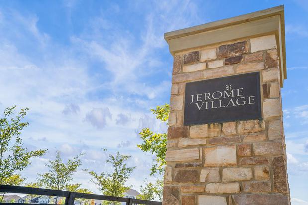 Images Rosewood at Jerome Village by Rockford Homes
