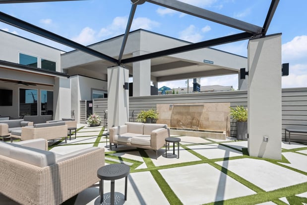 Images Holiday Inn Gonzales by IHG