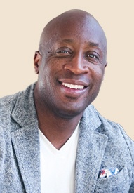 Arthur Brown headshot
