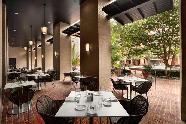 Images Embassy Suites by Hilton Alexandria Old Town